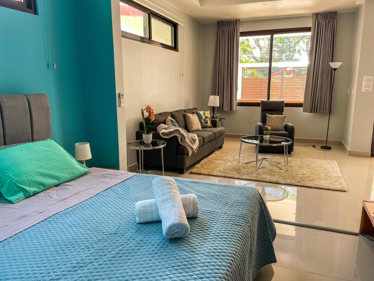 Haralton Inn Sámara Dış mekan fotoğraf
